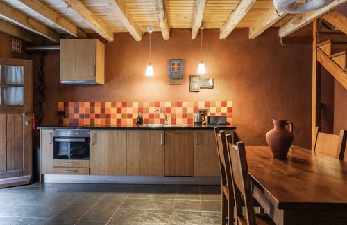 Lousa House | Cerdeira - Home for Creativity