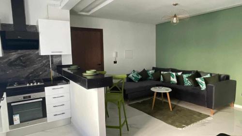 El Aouina Apartment | cerise
