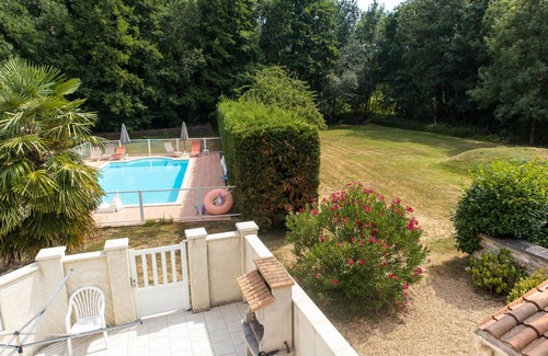 Migron House | Cerisier - sleeps 5 - Pool, Summer House, Games Barn playhouse - classified 4*