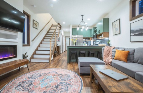 Snowshoe House | Cerulean House-Cozy new construction on Snowshoe Mountain