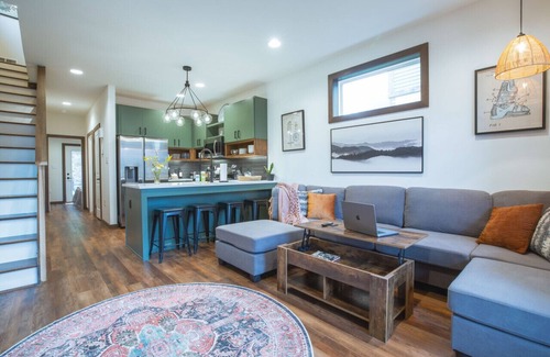 Snowshoe House | Cerulean House-Cozy new construction on Snowshoe Mountain