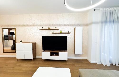 Skadarlija Apartment | Cetinjska Palace