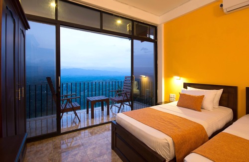 Tennekumbura Hotel | Ceyloni Panorama Resort