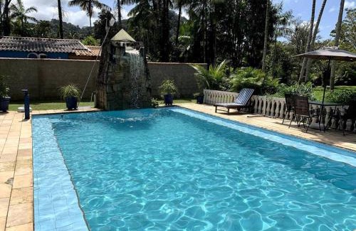 Itariri House | Chácara com Piscina, Churrasqueira, Salão de Jogos, Campo futebol