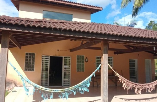 Itariri House | Chácara Recanto dos Pássaros com Rio no Terreno