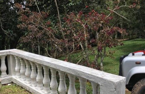 Ibiuna House | Chácara Vovô João