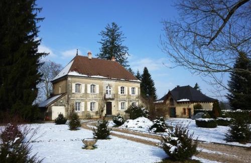 Villers-Farlay House | Château Bel-Air