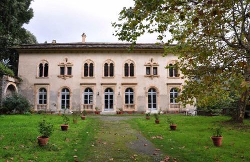 San-Martino-di-Lota Bed & Breakfast | CHÂTEAU CAGNINACCI B&B