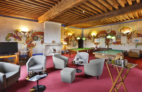 Saint-Jean-d'Ardieres Hotel | Château de Pizay