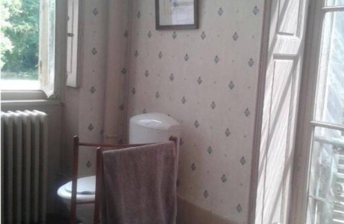 Bressey-sur-Tille Bed & Breakfast | Château de BRESSEY & its Orangery