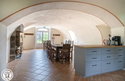 Sayat House | Château de Féligonde