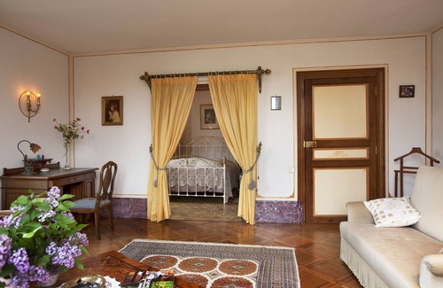 Flee Bed & Breakfast | Château de Flée