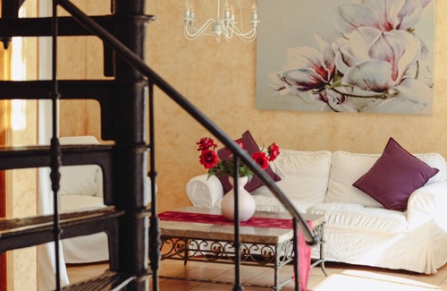Salles-en-Toulon House | Château de la Brillère