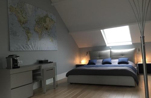 Trie-Chateau Bed & Breakfast | Château de la Folie