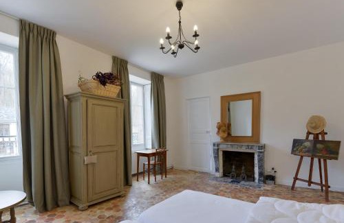 Saint-Cyr-en-Arthies Hotel | Château De La Bûcherie