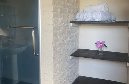 Saint-Cyr-en-Pail Bed & Breakfast | Château de la robiniere