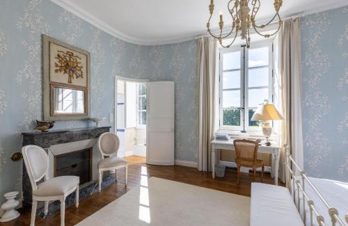 Aizenay Bed & Breakfast | Château de la Marronnière