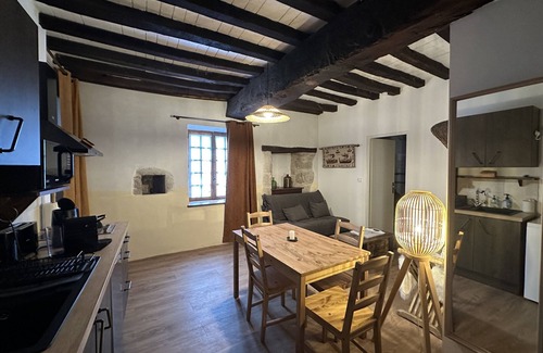 Vicq Cottage | Château de la Mothe - Gîte Hugues de Paynes