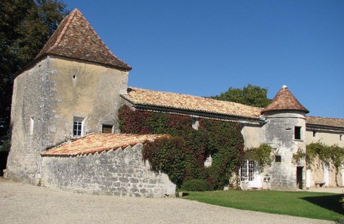 Dignac Bed & Breakfast | Château de la Tour du Breuil