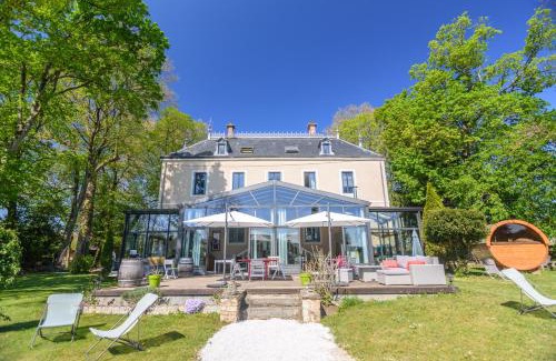 Saint-Marcel House | Château de la villeneuve