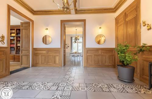 Joze House | Château De Saint Mayeul