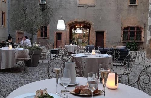 Varennes-les-Macon Bed & Breakfast | Château de Varennes