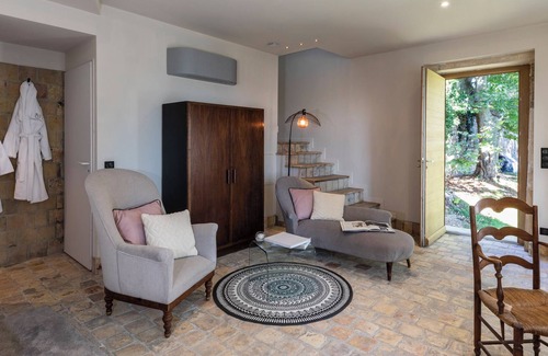 Quincie-en-Beaujolais Hotel | Château du Souzy