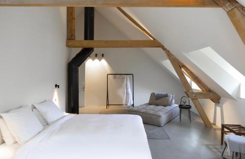 Habay Bed & Breakfast | Château du Pont d'Oye
