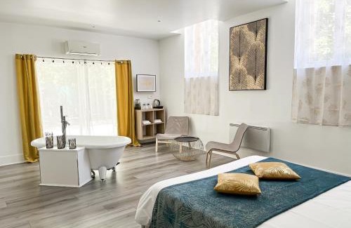 Baziege Bed & Breakfast | Château Lamothe