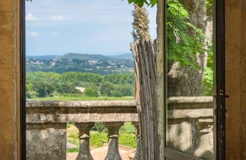 Saint-Siffret House | Château "les deux Lions" au coeur d'un village historique proche d'Uzes