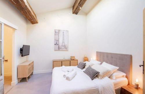 Lourmarin Bed & Breakfast | Château les Gardis