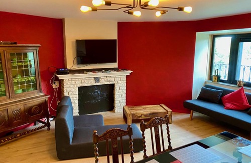 Barbencon Apartment | Châtelet de Barbençon