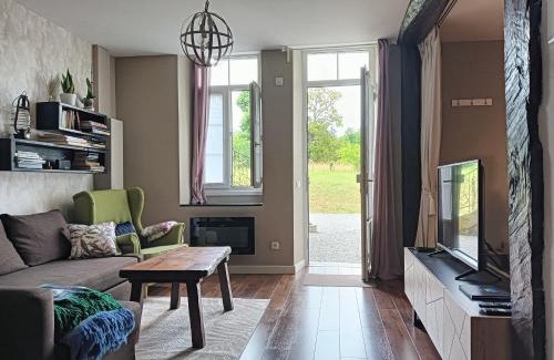 Escos Apartment | ChâtEscos - Estudio en Château