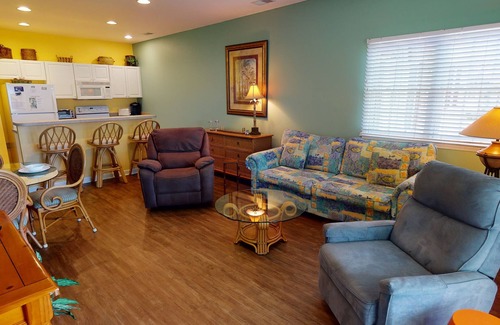 Sea Trail Condo | CH 3414, Golf Retreat, Relax in Comfort - Style