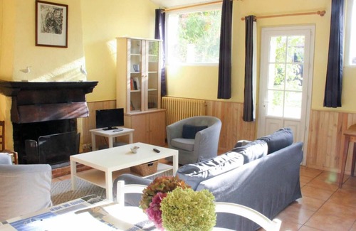 Saint-Christophe-du-Ligneron Cottage | Charming Renovated House with Private Pool in Saint-Christophe-du-Ligneron