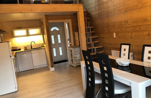 Barbey-Seroux Apartment | Charming lodge in Vosges forest with private parking
