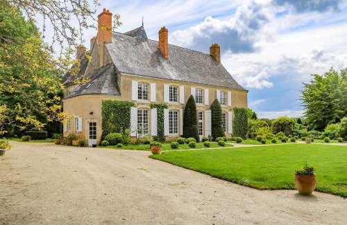 Saint-Christophe-en-Champagne House | Chambres d'hôtes La Massonnière avec grand jardin - idéal familles, groupes et séjour nature - Sarthe
