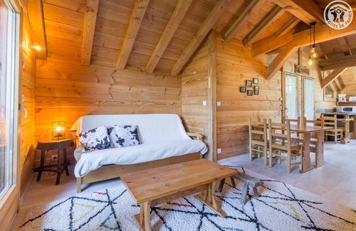Saint-Colomban-des-Villards House | Chalet DU Coin - Petit Appartement