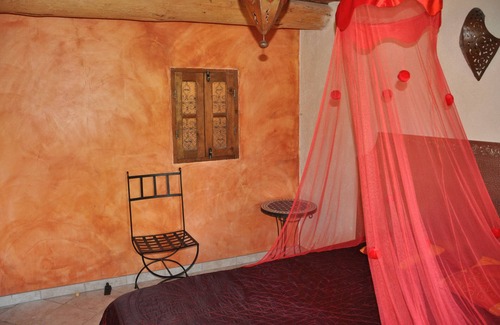 Saint-Michel-l'Observatoire Other | Character house in Provence with garden terrace and pool in Luberon Park
