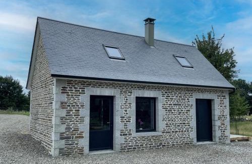 Saint-Quentin-les-Chardonnets House | Charmant Gîte Moderne pour 2 en Normandie, Animaux Acceptés - FR-1-497-253