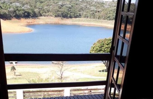 Joanopolis House | Chácara Beira Represa 3 bedrooms with private pier