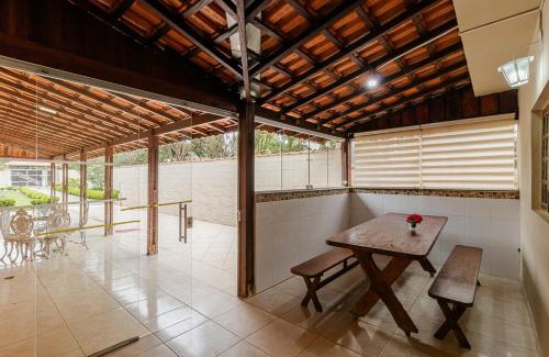 Suzano House | Chacara com churrasqueira, salao de jogos e Wi-fi