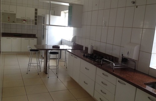 Uberaba House | CHÁCARA GREEN HALL (in front of Casa Do Folclore) 34996452966