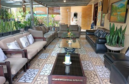 Ruteng Bed & Breakfast | Chacha Homestay & Dormitory