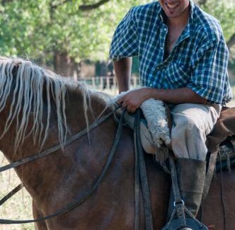 Azul Hotel | Chacras de Azcona Hostería