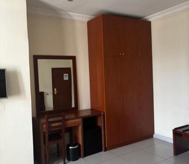 Nifas Silk-Lafto House | Chad embassy area