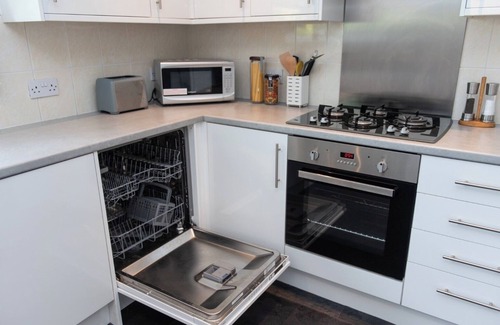 Derby House | Chaddesden- Charming house in Derby