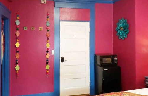Cortez Hill House | Chadwick 205 · Bohemian Vibe - Walking Distance Convention center