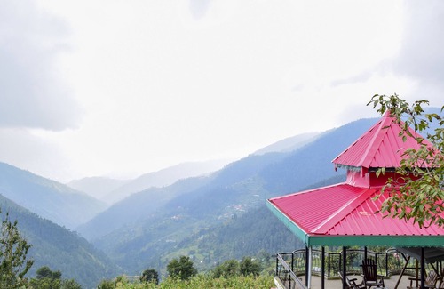 Shilon Bagh Cottage | Chail Cabana 3BHK Villa - King sized be,Wi-Fi+Garden+BBQ+Bonfire