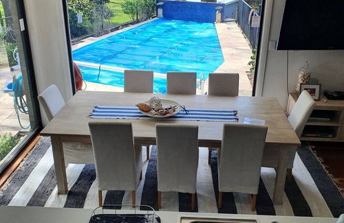 Chain Valley Bay House | Chain Valley Bay Lake House